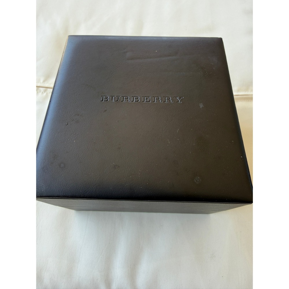 Burberry Watch Box Brown  Leather Square Presentation Case with Pillow